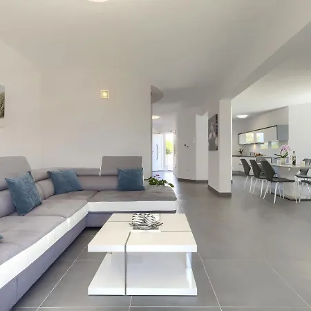 Gocci By Interhome *